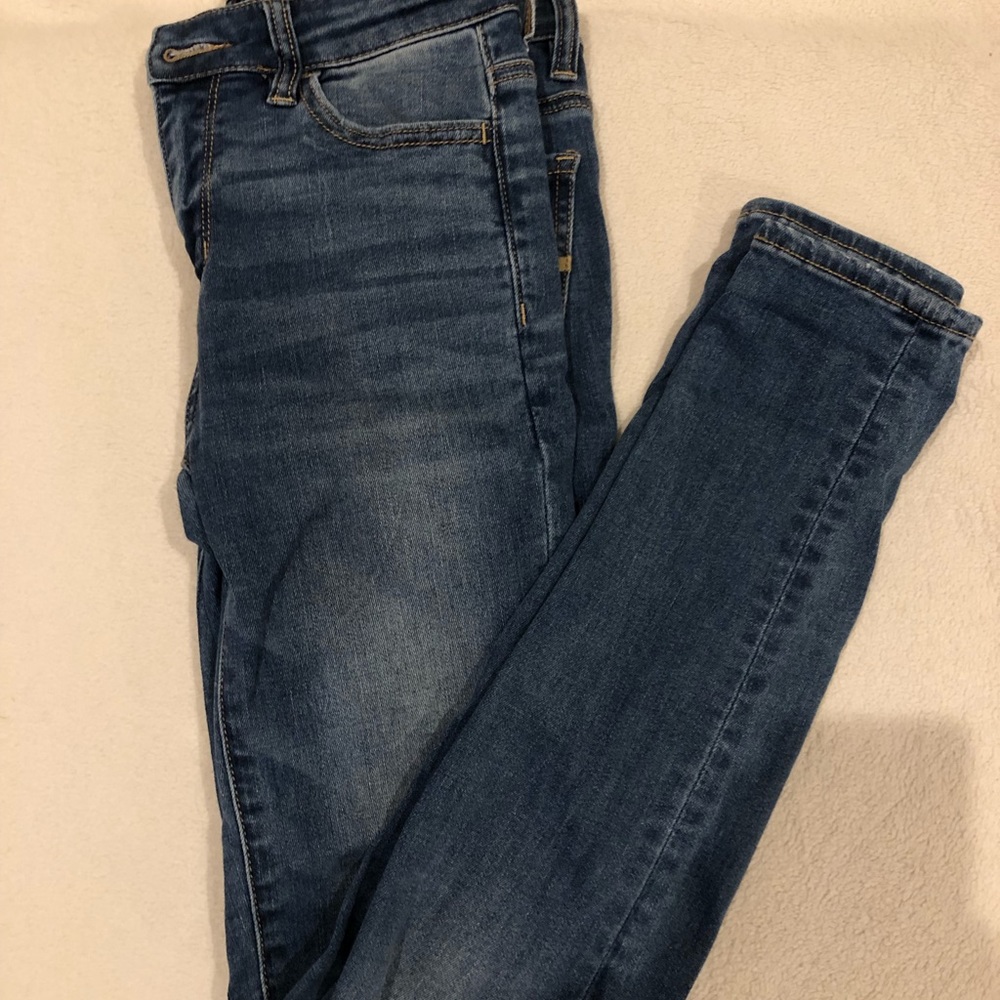 American Eagle skinny jeans